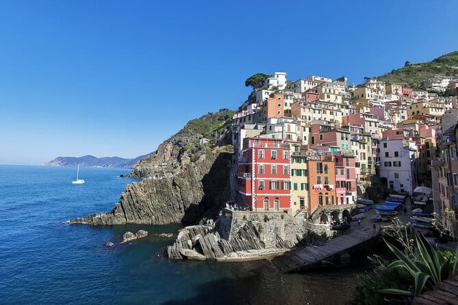 Cinque Terre Experience From Florence - Manarola: a strong first taste of Cinque Terre
