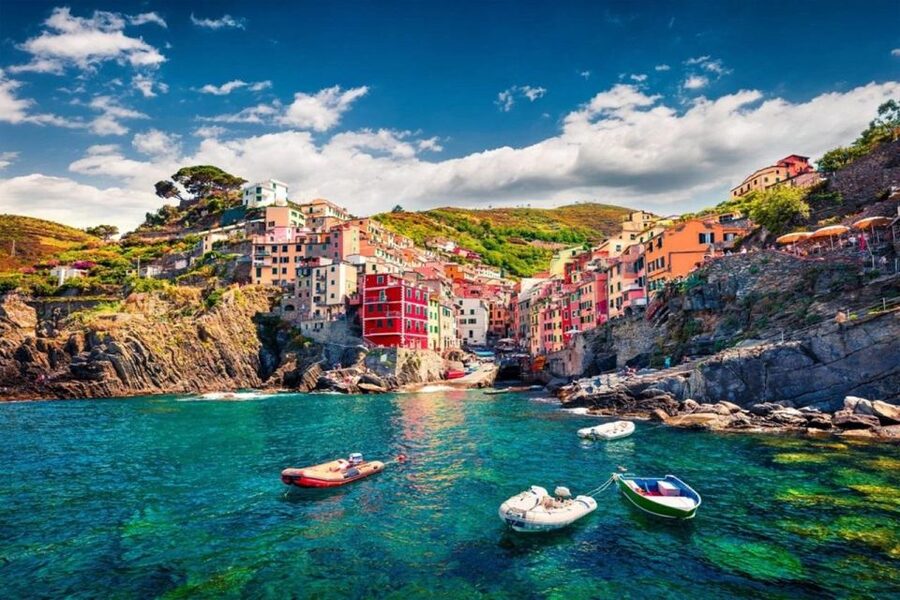 Cinque Terre: Hybrid Boat Tour with Swimming Stop - Corniglia and the quiet swimming cove