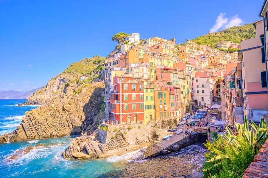 Cinque Terre Tour and Limoncino by Train from La Spezia - Riomaggiore, narrow lanes and the fishing port