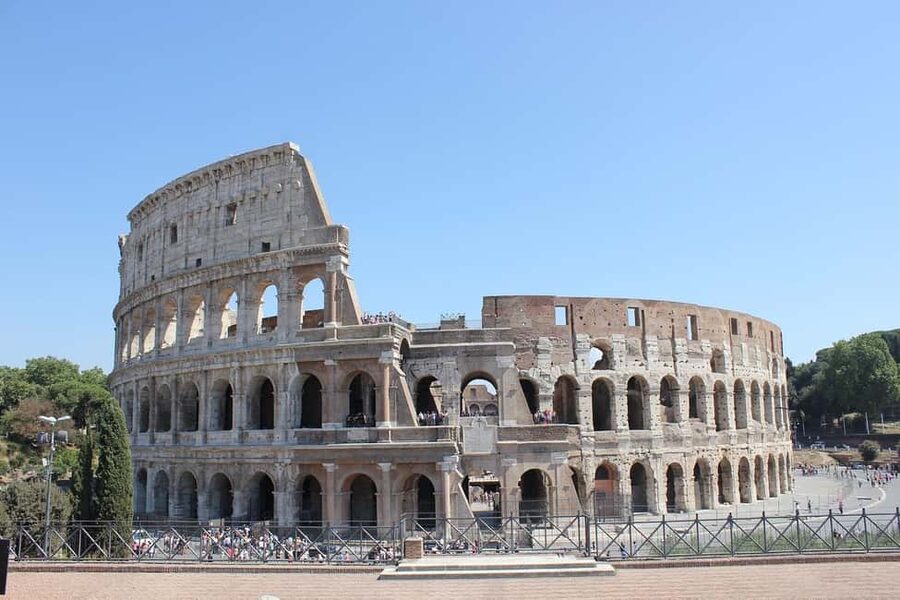 Colosseum, Palatine Hill and Roman Forum Guided Tour - Language Choices and Meeting Arrangements