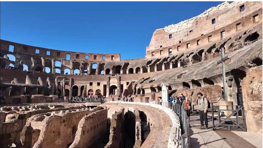 Colosseum Special Access Tour, with Ancient Temples & Tombs - Why the guides make such a difference