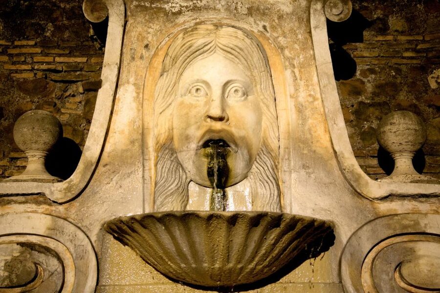 Dark Heart of Rome - Facts, Legend & Mystery Walking Tour - Campo de Fiori and Rome’s public cruelty