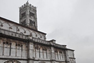 Discover Lucca’s Secrets on a Guided Walking Tour