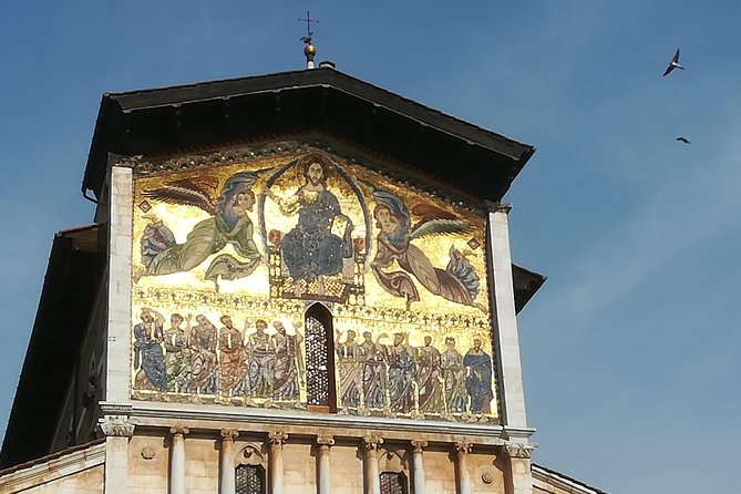 Discover Lucca’s Secrets on a Guided Walking Tour - What the guides add to the walk
