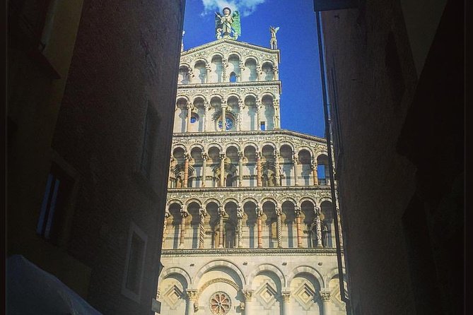 Discover Lucca’s Secrets on a Guided Walking Tour - The group-size issue you should take seriously