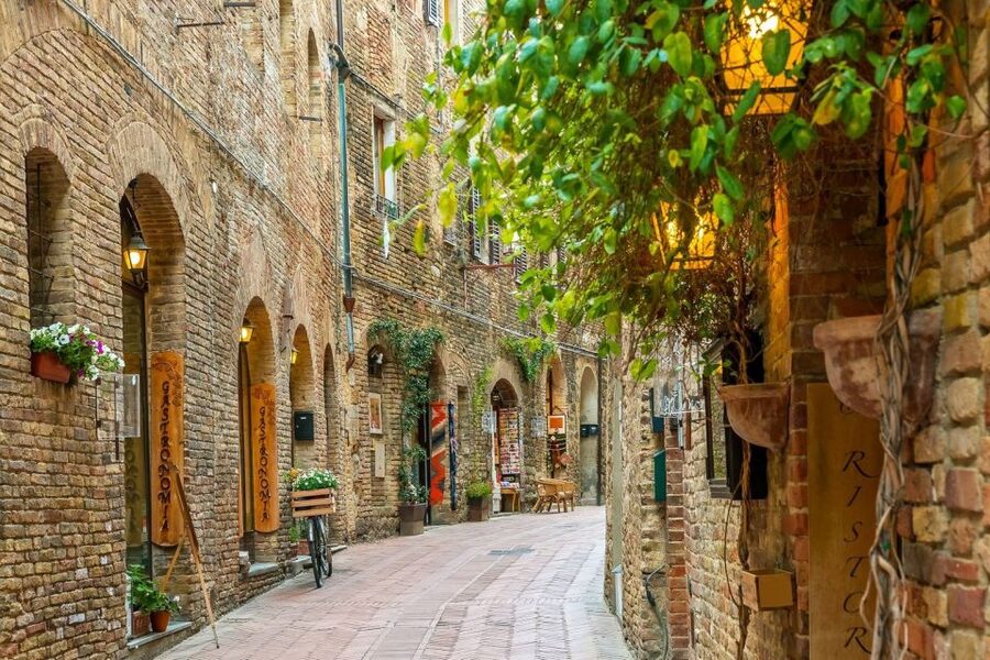 Discover Siena: Guided Walking Tour and Cathedral Visit - Key points to know before booking