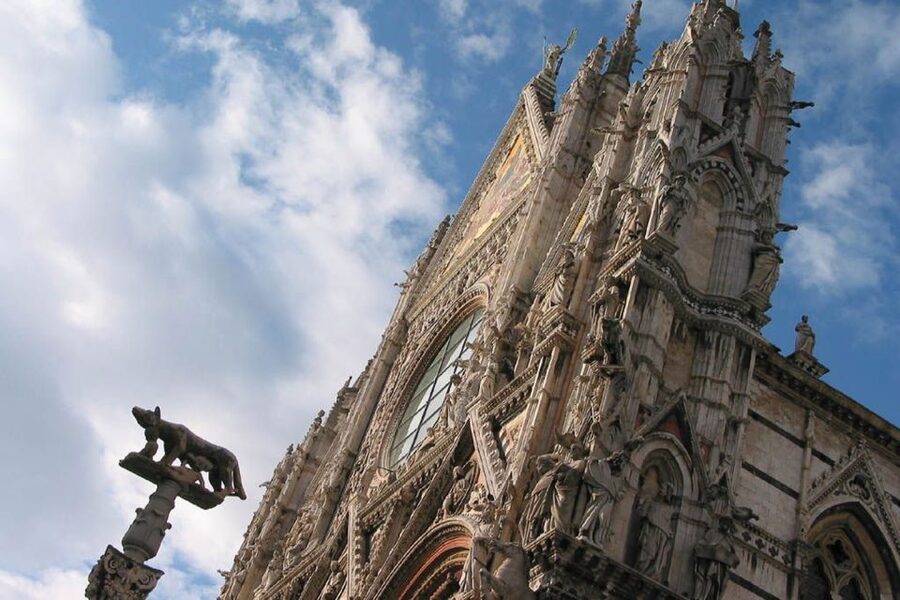 Discover Siena: Guided Walking Tour and Cathedral Visit - Piazza del Campo and the city’s competitive heart
