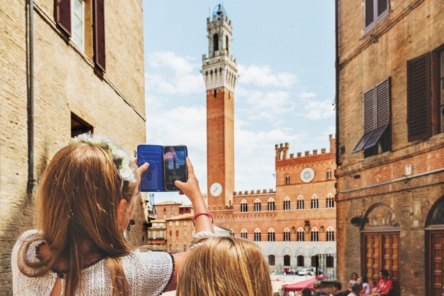 Discover Siena: Guided Walking Tour and Cathedral Visit - Palazzo Comunale and Siena’s civic ambition