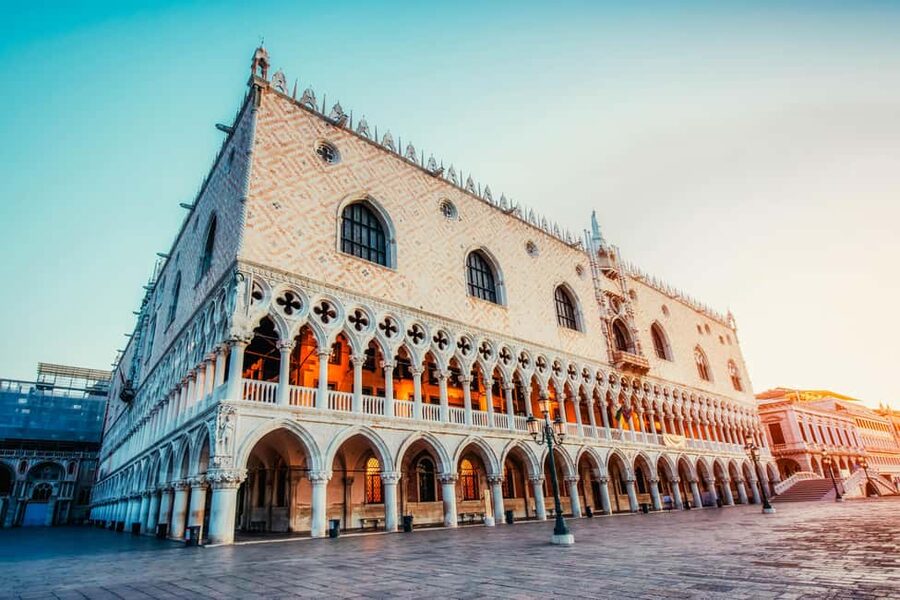 Doge’s Palace & St. Mark’s Basilica Tickets + Tour Options - Choosing between the five formats