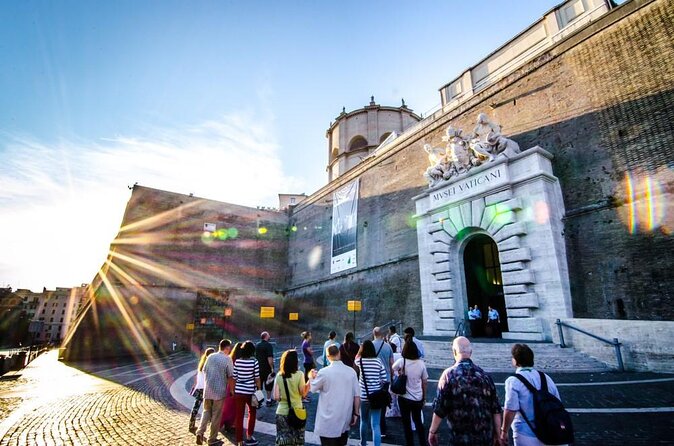 Early Morning Vatican, Sistine, St. Peter's Semi or Private Tour - A six-person group instead of a museum herd