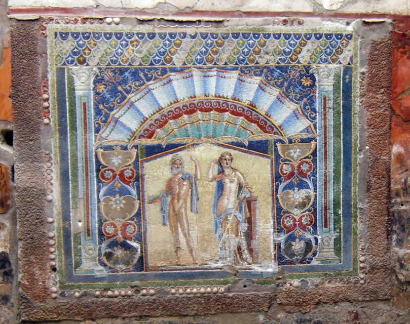 Ercolano: Herculaneum Skip-the-Line Ticket & Audio Guide - Entering the archaeological site