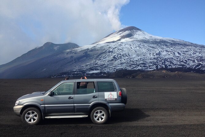 Etna Tour in 4x4 - Ancient and recent lava flows