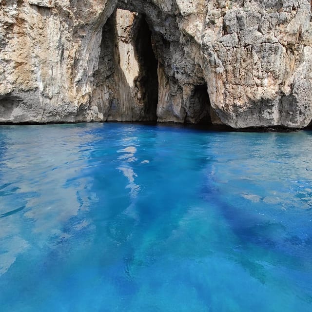 EXCURSION VISIT TO THE SANTA MARIA DI LEUCA CAVES - Timing, weather, and the practical side