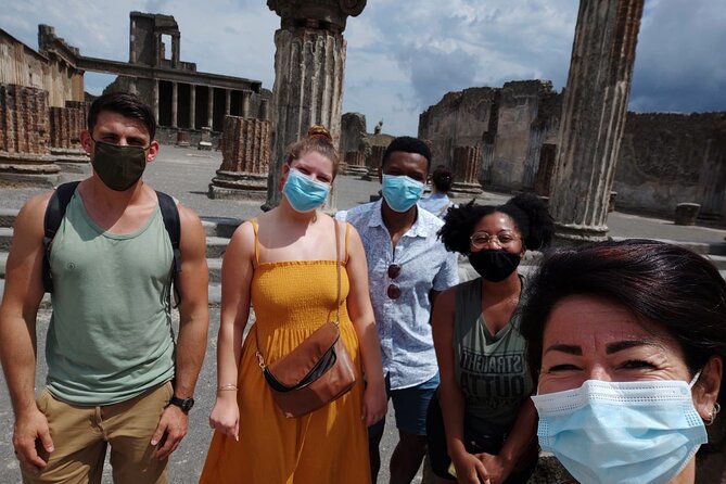Explore Pompeii Half Day Highlights Tour with Pickup from Naples - Casa dei Vettii brings Pompeii’s art into focus