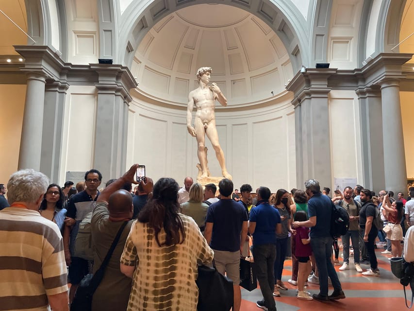 Florence: Accademia Gallery Guided Tour with Entry Ticket - The headset keeps the guide within reach