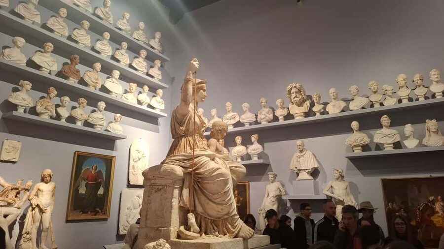 Florence: Accademia Gallery Ticket with Optional Audio Guide - First look at Michelangelo’s David