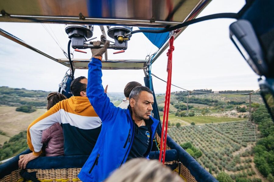 Florence: Balloon Flight Over Tuscany - Practical booking advice for Florence