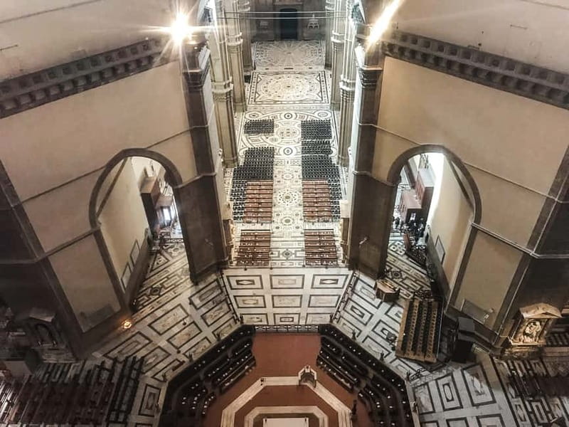 Florence: Brunelleschi's Dome Climb and Duomo Complex Pass - Digital audio versus a live guide