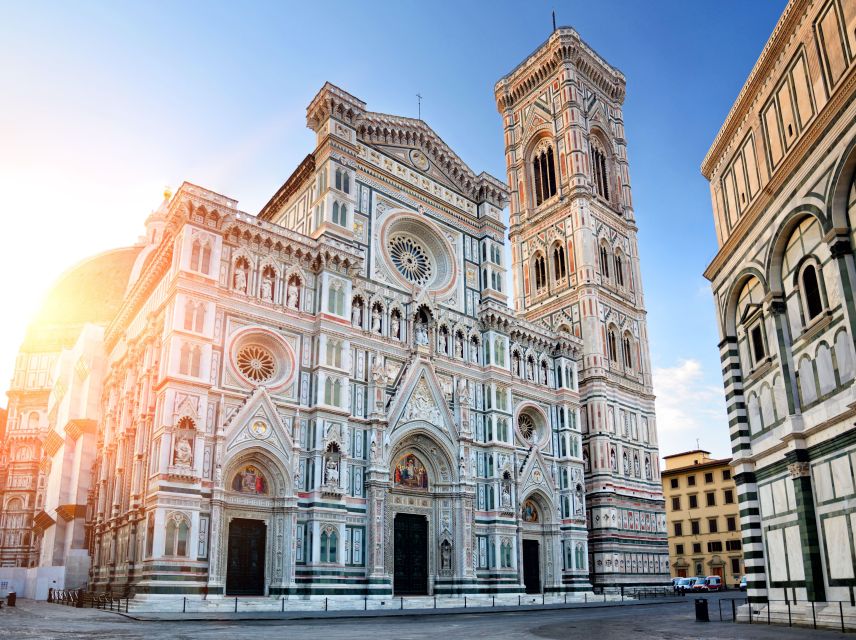 Florence: Brunelleschi's Dome Climb Entry Ticket & Duomo - Meeting the host beside Florence Cathedral