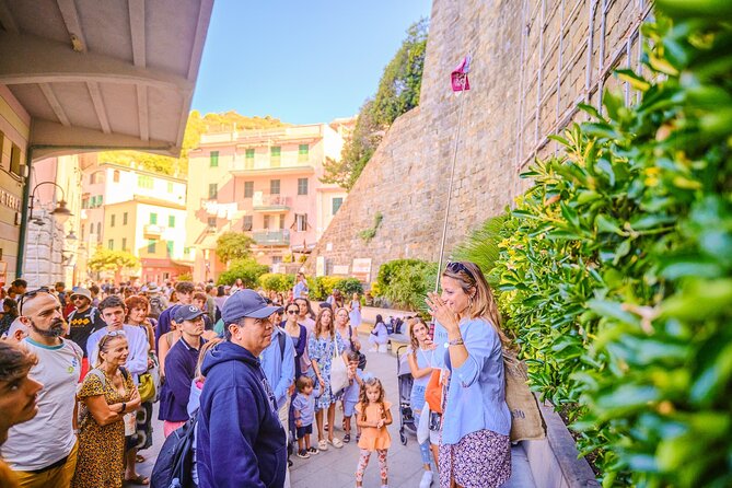 Florence: Cinque Terre Park Day Trip with Optional Street Food - Why the transport plan is worth paying for