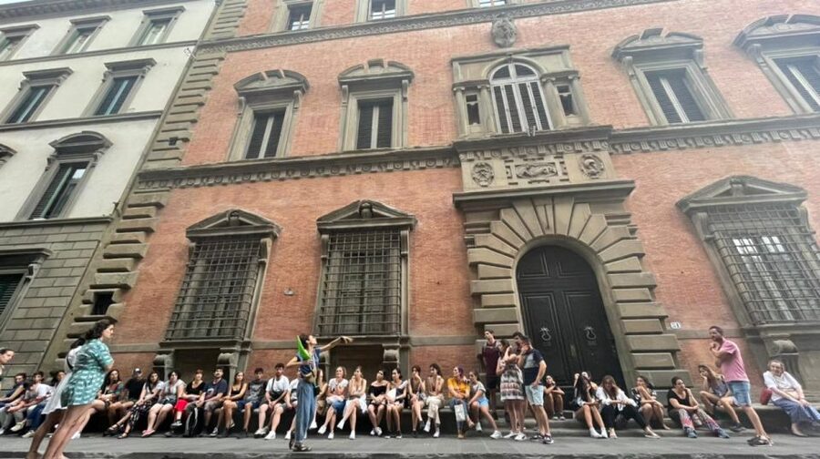 Florence: Dark Mysteries and Legends Guided Walking Tour - Brunelleschi’s design at Santissima Annunziata