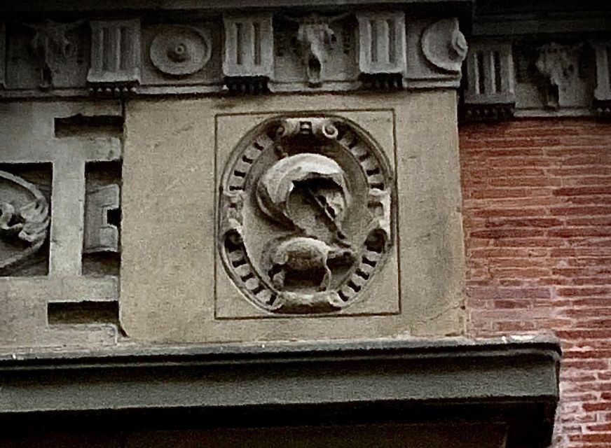 Florence: Dark Mysteries and Legends Guided Walking Tour - Starting in Piazza San Marco with Medici power