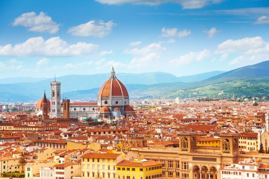 Florence Duomo, Baptistery & Opera Museum Audioguided Tour - Meeting your guide in Piazza di San Giovanni
