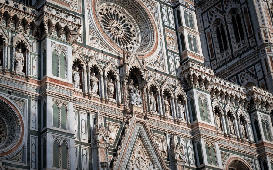 Florence: Duomo Cathedral Immediate Access & Guided Tour - The difference a strong tour leader makes