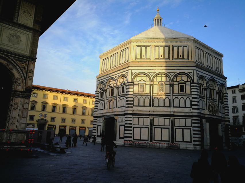 Florence: Duomo Skip-Any-Line Tour - The roped-off area beneath Brunelleschi’s dome