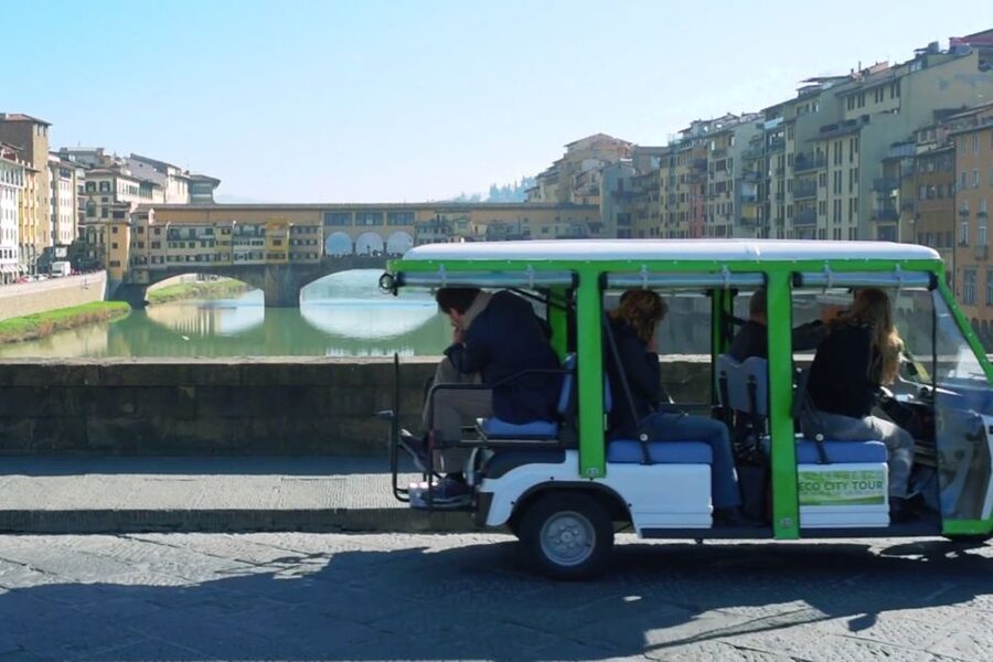 Florence: Eco-Friendly Golf Cart City Tour with Audio Guide - Under the Vasari Corridor and back toward the center