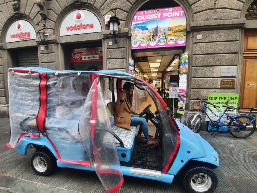 Florence: Eco-Friendly Panoramic Tour in Electric Golf Cart - Santa Croce and the great Florentines