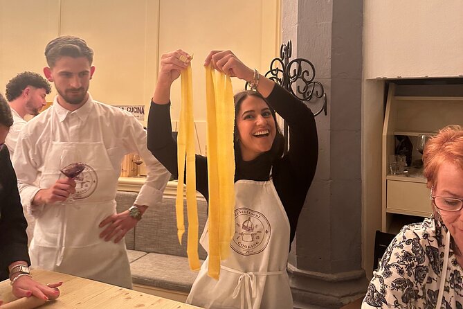 Florence: Flambé Cheese Wheel Truffle Pasta Class & Tiramisù - What this Florence cooking class is really like