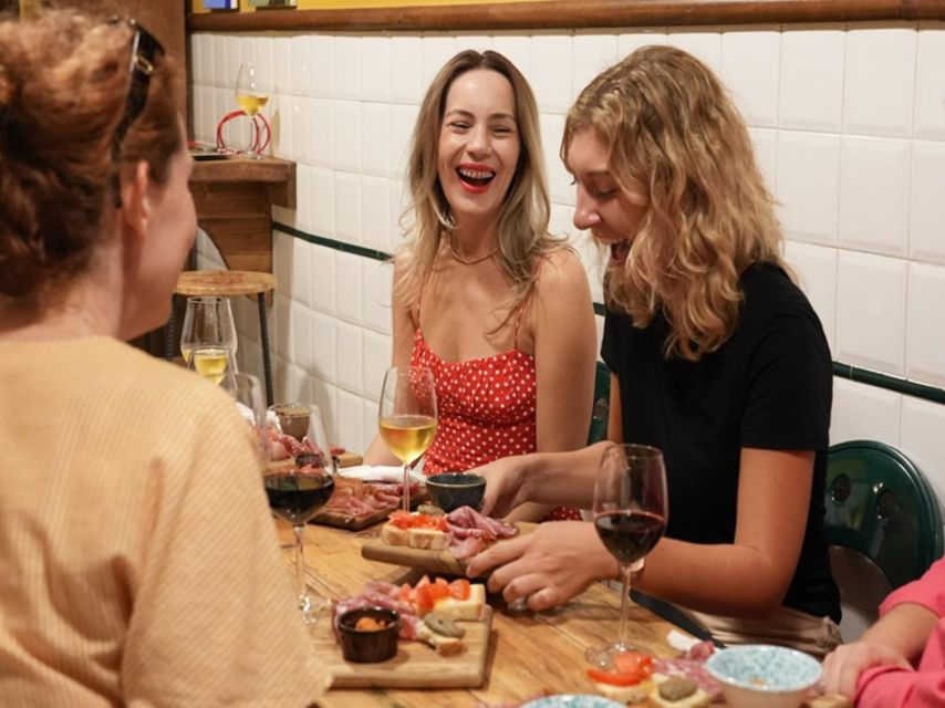 Florence: Food Walking Tour with Local Steak and Tuscan Wine - Santo Spirito and gelato for the final course