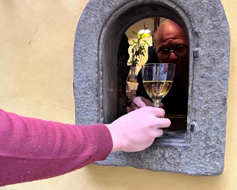 Florence: Food Walking Tour with Local Steak and Tuscan Wine - Starting among Renaissance landmarks at Piazza della Signoria