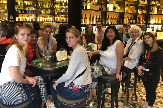 Florence Food & Wine Tour: Tuscan Tastings with Local Guide - Starting with Florence’s squares at 4:30 pm