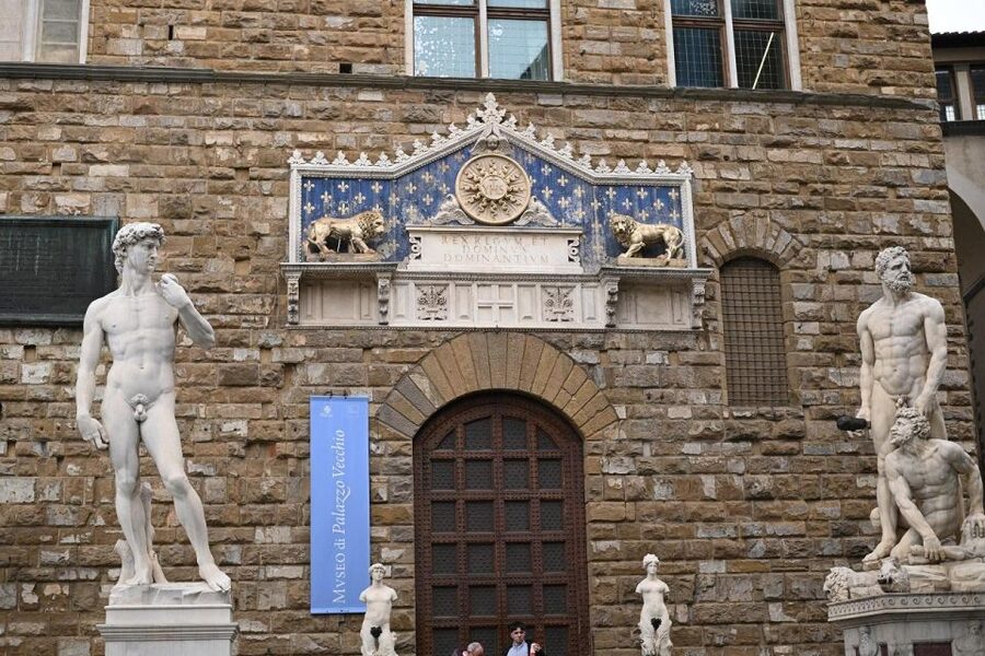 Florence: Guided Tour of Medici Family Secrets and Chapels - Who will get the most from this tour?