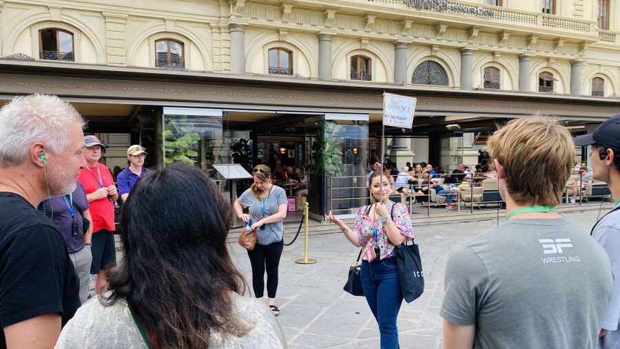 Florence: Guided Walking Tour - What the guides add to the experience