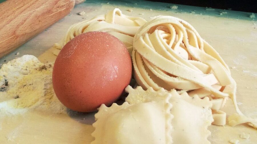 Florence: Handmade Pasta & Dessert Class with Unlimited Wine - What the group atmosphere is really like