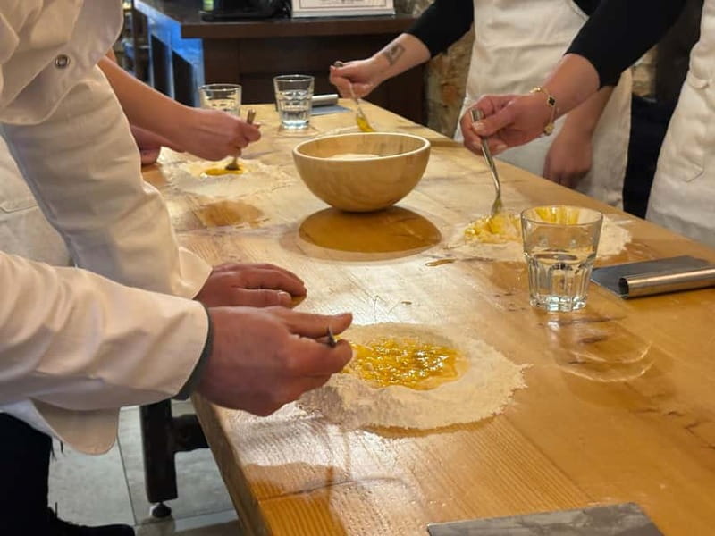 Florence: Handmade Ravioli & Pasta Class with Unlimited Wine - Learning pasta dough from scratch