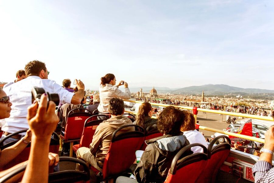 Florence: Hop-on Hop-off Bus Tour: 24, 48 or 72-Hour Ticket - Comfort, crowds, and practical limits