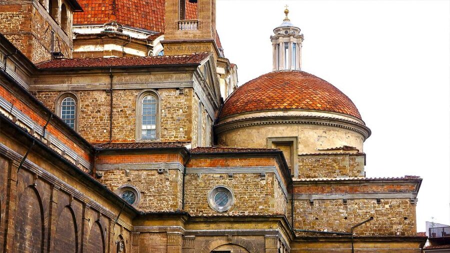 Florence: Medici Chapels Guided Tour - Meeting the guide and entering the chapels