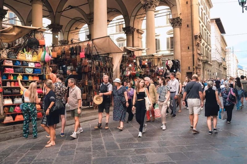Florence: Medici Family Guided Walking Tour - San Lorenzo, Medici patronage, and a changing Florence