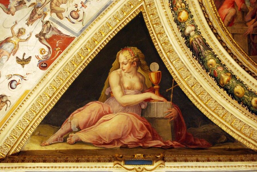 Florence: Palazzo Vecchio Guided Tour - Stairs, bags, and access