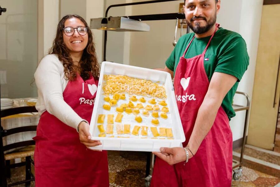 Florence: Pasta Class with Wine, Limoncello and Dessert - Cooking the pasta and watching the sauces come together