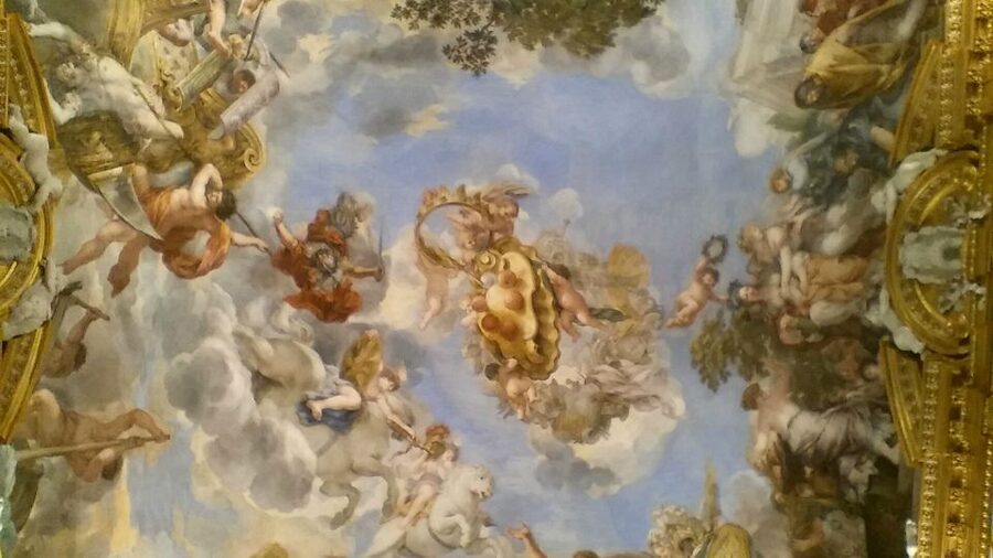 Florence: Pitti Palace and Palatina Gallery Ticket and Tour - Frescoes, stucco, and the palace itself