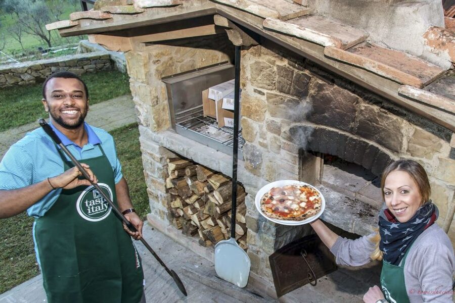 Florence: Pizza and Gelato Class at a Tuscan Farmhouse - Leaving Florence for a Tuscan farmhouse