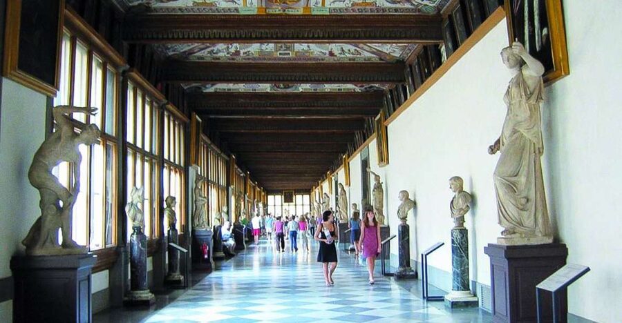 Florence: Private Uffizi Gallery Discovery Tour with Ticket - Why skip-the-line entry matters at the Uffizi