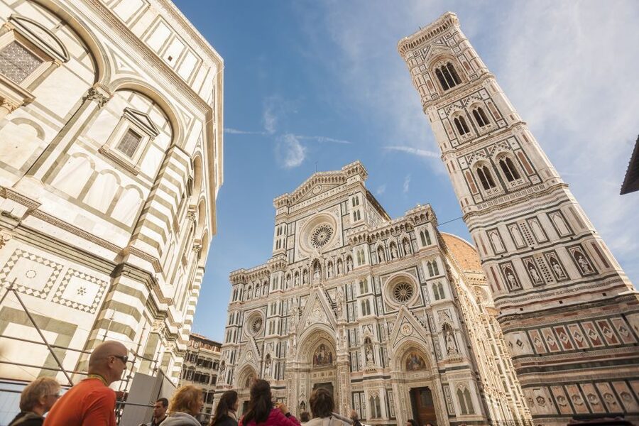 Florence: Private Walking Tour of Florence's Hidden Gems - Santa Croce and the people behind the monuments
