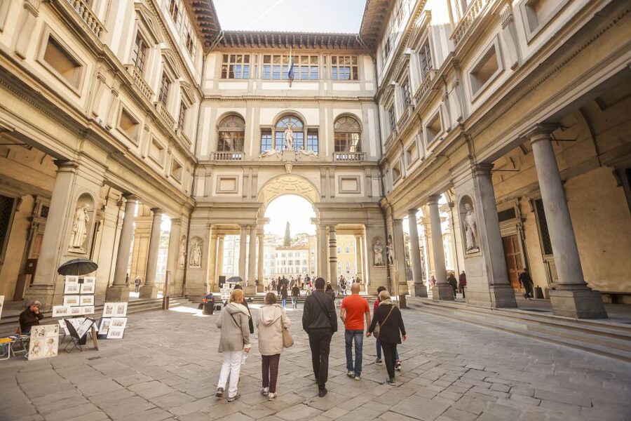 Florence: Private Walking Tour of Florence's Hidden Gems - Pitti Palace and Piazza Pitti