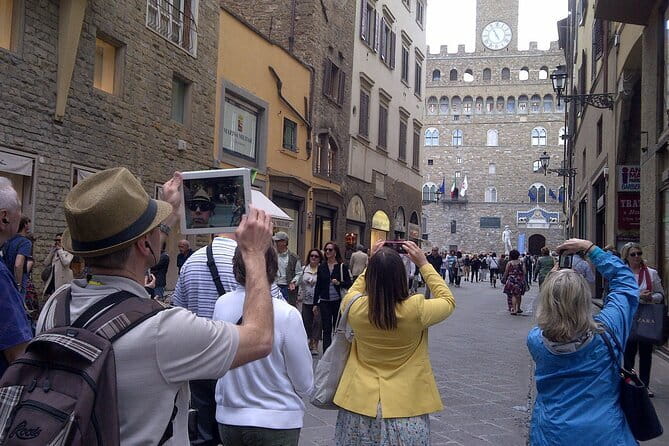 Florence Private Walking tour with Skip-the-line to Accademia - Entering the Accademia with priority access